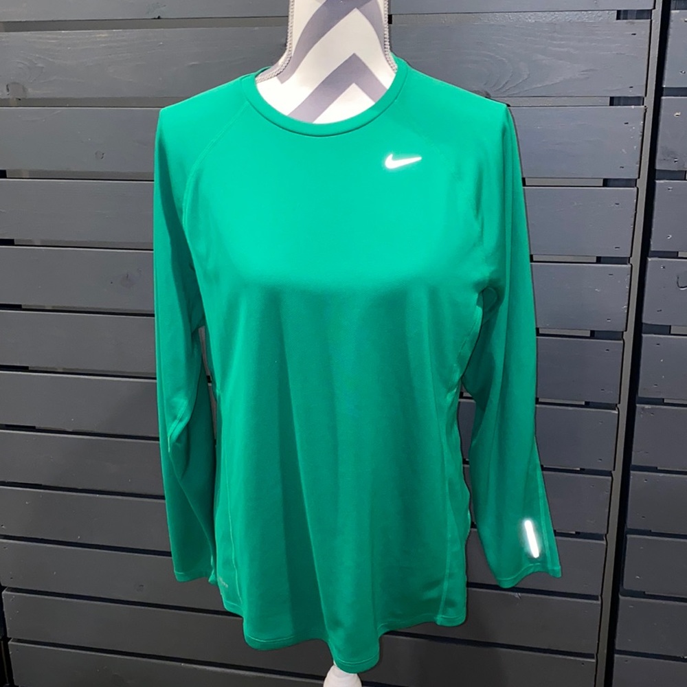 Nike Running Mens medium Dri-Fit long sleeve shirt